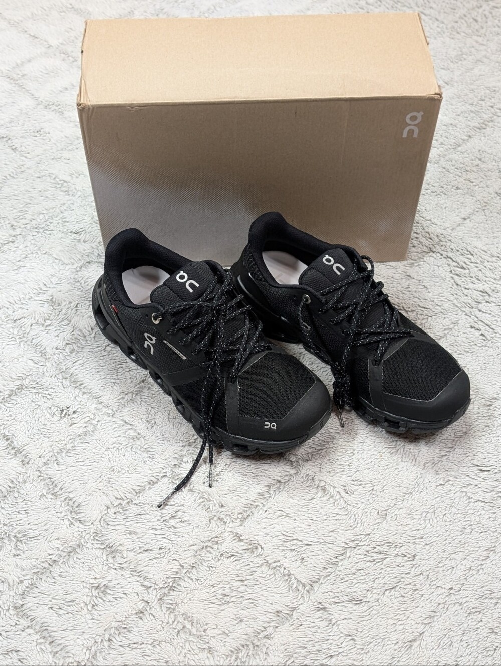 On Cloud Cloudflyer Waterproof Black Lunar Running Shoes Womens 6 21-99623 NEW